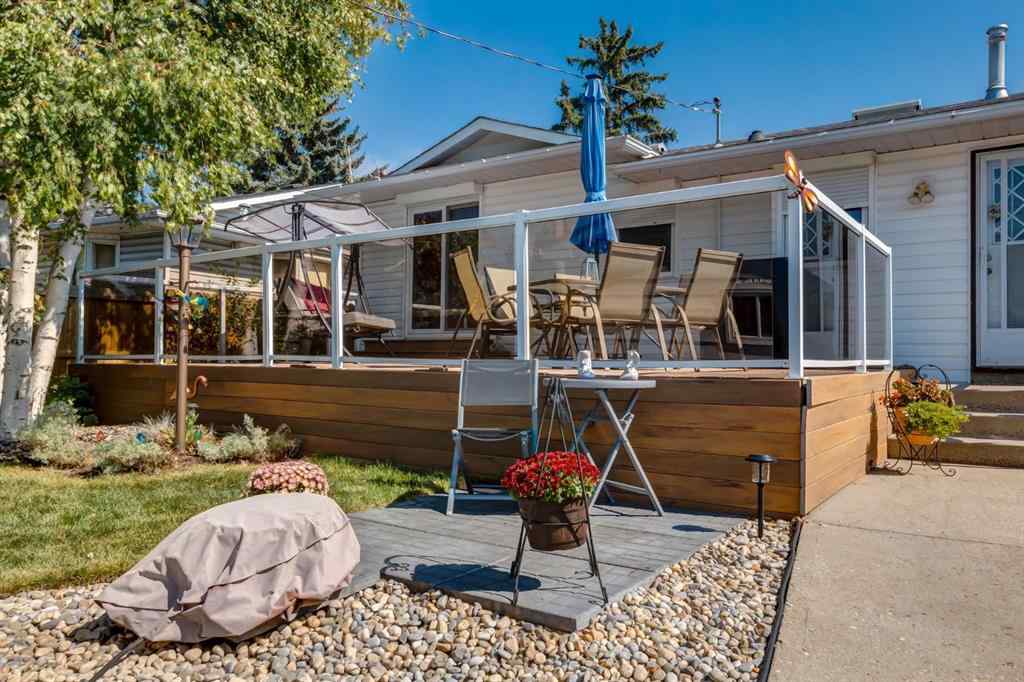 MLS® A2251153 - 4107 Doverview Drive SE in Dover Calgary, Residential