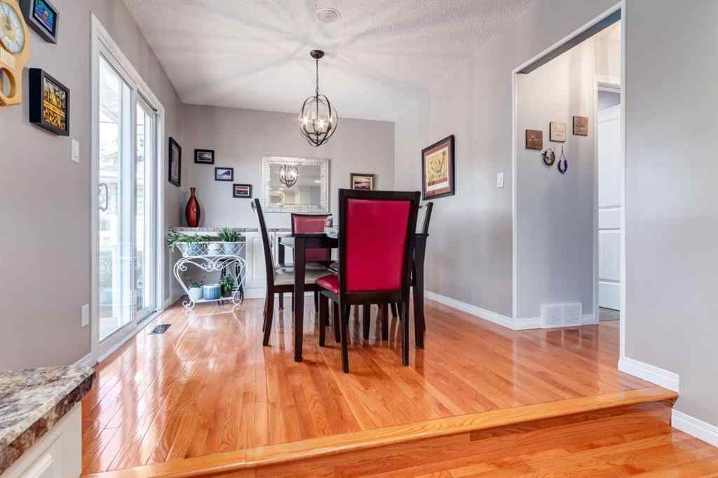 MLS® A2251153 - 4107 Doverview Drive SE in Dover Calgary, Residential