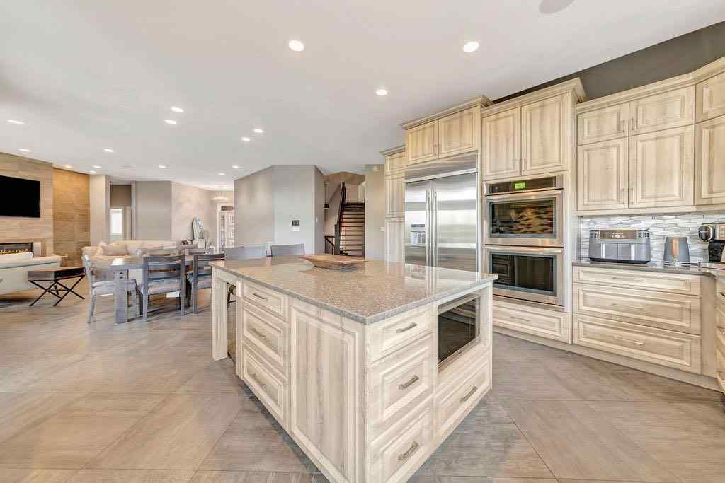 MLS® A2251154 - 6308 20A Street Close  in Lakeside Lloydminster, Residential