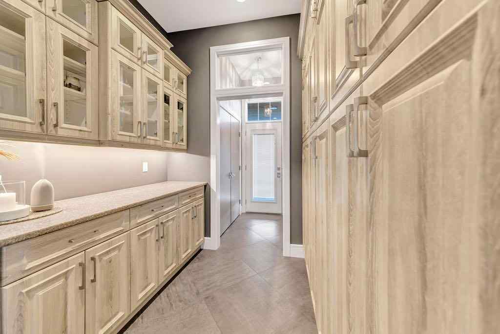 MLS® A2251154 - 6308 20A Street Close  in Lakeside Lloydminster, Residential