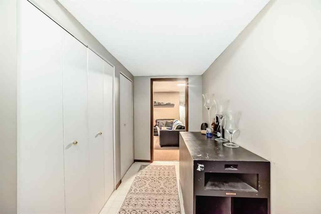 MLS® A2251155 - 7126 Laguna Way NE in Monterey Park Calgary, Residential
