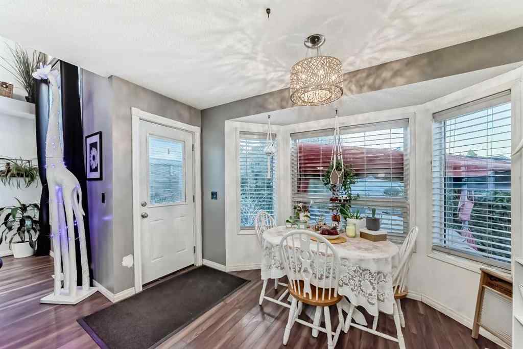 MLS® A2251155 - 7126 Laguna Way NE in Monterey Park Calgary, Residential