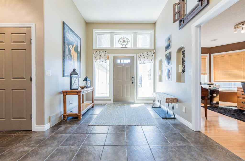 MLS® A2251157 - 10214 72 Avenue  in Mission Heights Grande Prairie, Residential