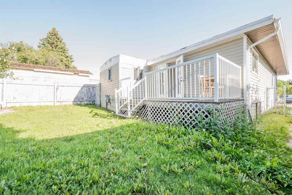 MLS® A2251158 - 9710 120 Avenue  in Crystal Ridge Grande Prairie, Residential