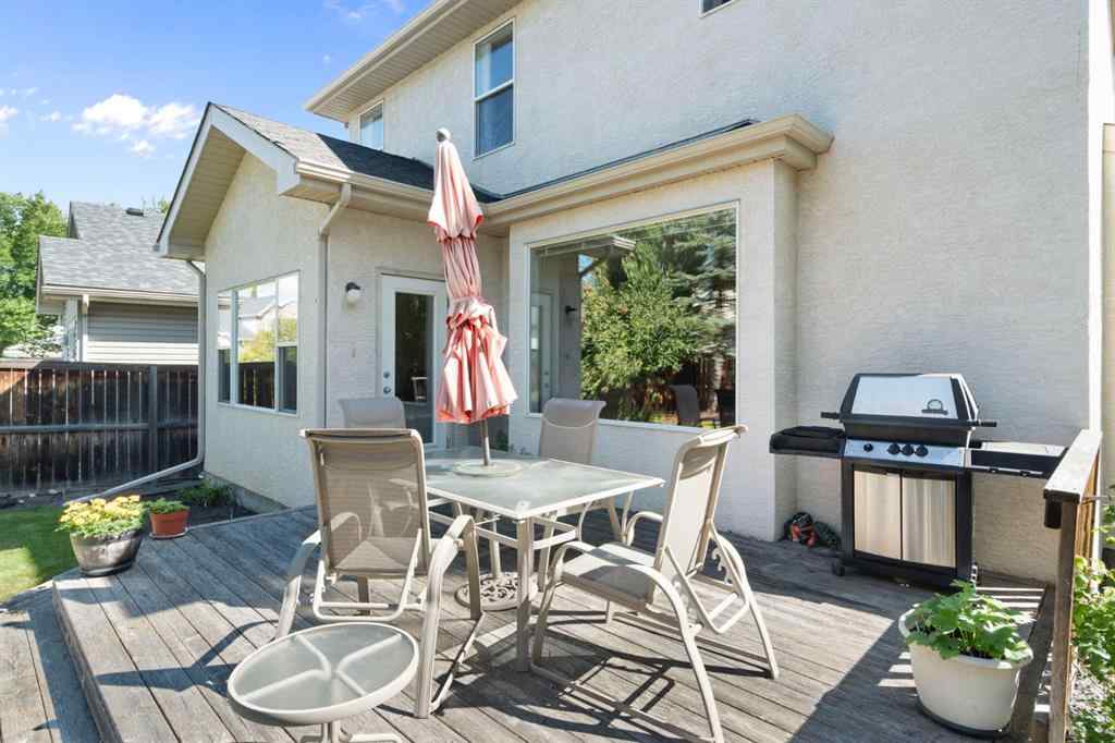 MLS® A2251162 - 35 Valley Stream Manor NW in Valley Ridge Calgary, Residential