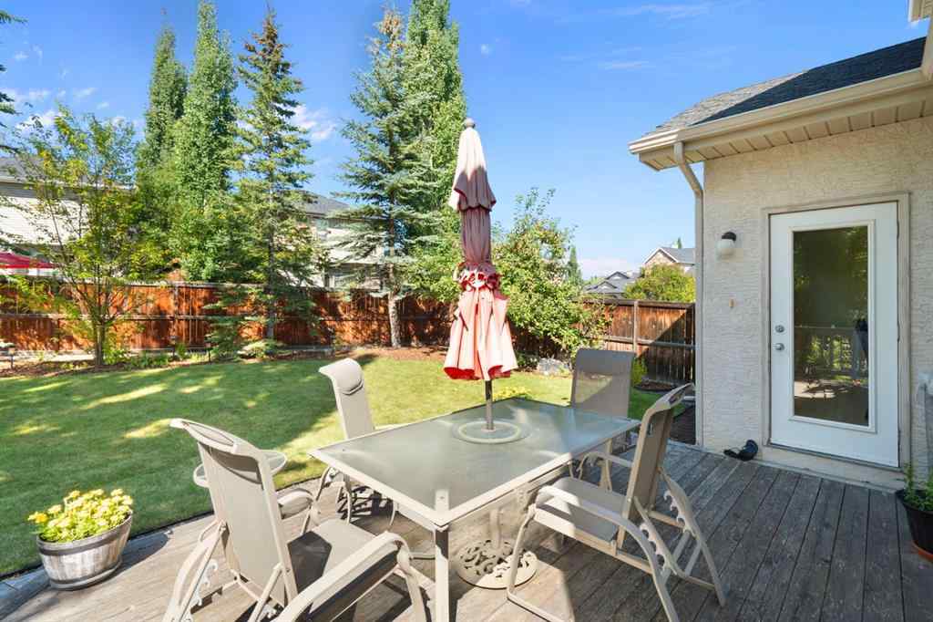 MLS® A2251162 - 35 Valley Stream Manor NW in Valley Ridge Calgary, Residential