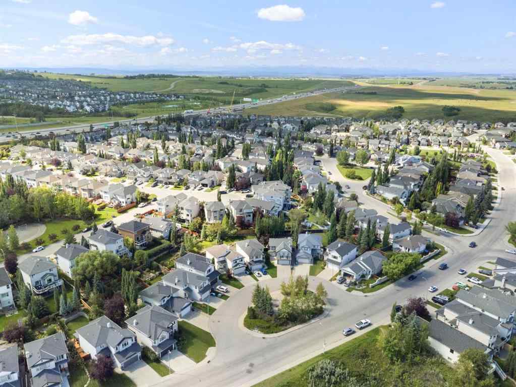 MLS® A2251162 - 35 Valley Stream Manor NW in Valley Ridge Calgary, Residential