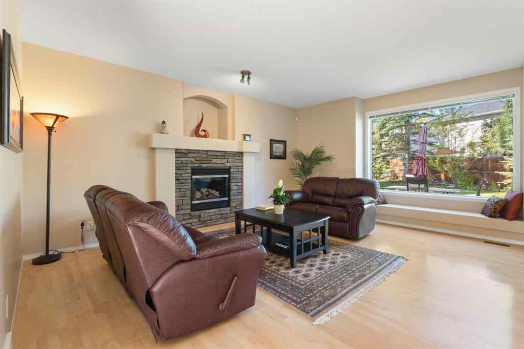 MLS® A2251162 - 35 Valley Stream Manor NW in Valley Ridge Calgary, Residential
