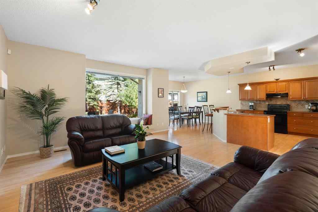 MLS® A2251162 - 35 Valley Stream Manor NW in Valley Ridge Calgary, Residential