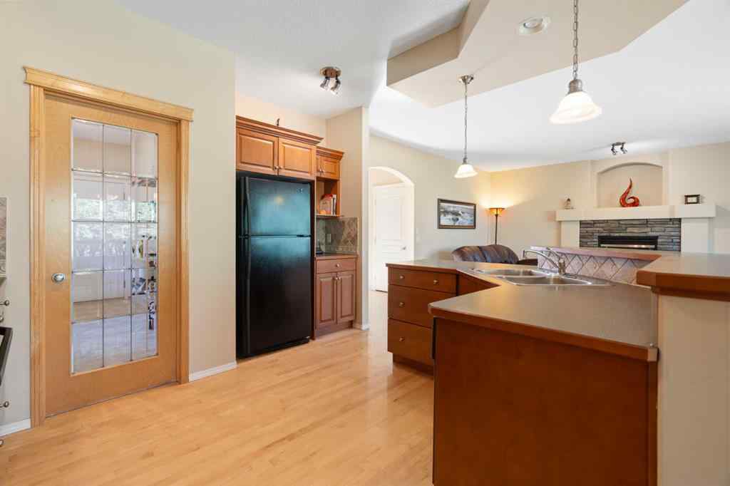 MLS® A2251162 - 35 Valley Stream Manor NW in Valley Ridge Calgary, Residential