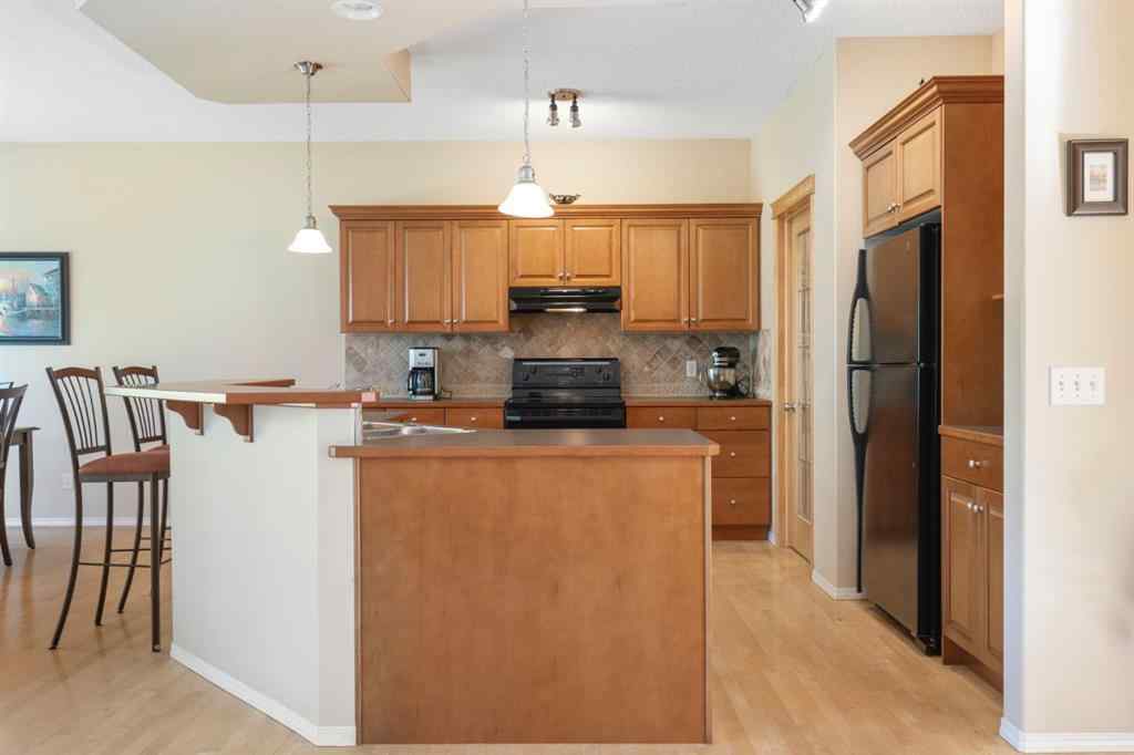 MLS® A2251162 - 35 Valley Stream Manor NW in Valley Ridge Calgary, Residential