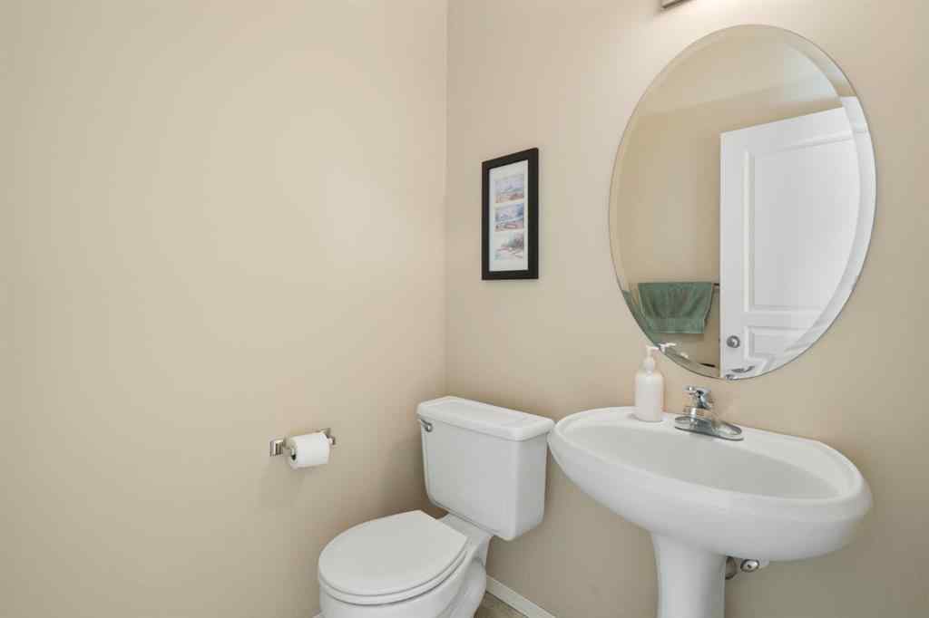 MLS® A2251162 - 35 Valley Stream Manor NW in Valley Ridge Calgary, Residential