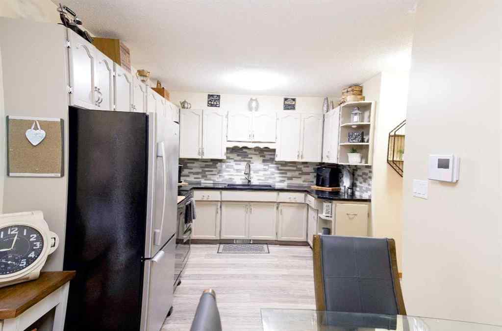 MLS® A2251164 - 46 Wells Street  in West Park Red Deer, Residential