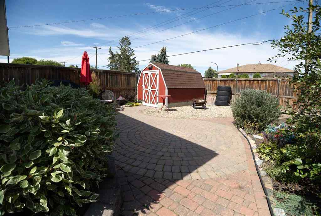 MLS® A2251164 - 46 Wells Street  in West Park Red Deer, Residential