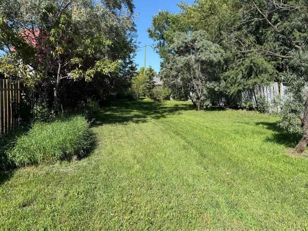 MLS® A2251165 - 6119 50 A Avenue  in Rosedale Stettler, Residential