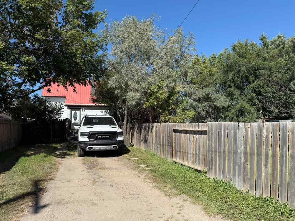 MLS® A2251165 - 6119 50 A Avenue  in Rosedale Stettler, Residential