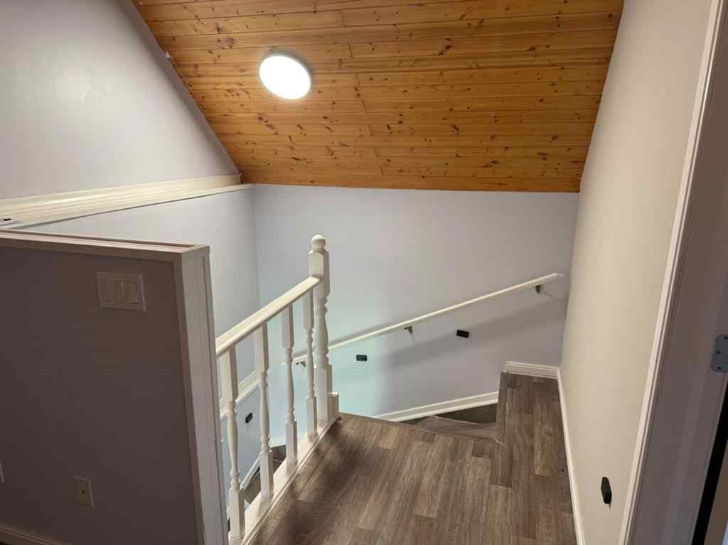 MLS® A2251165 - 6119 50 A Avenue  in Rosedale Stettler, Residential