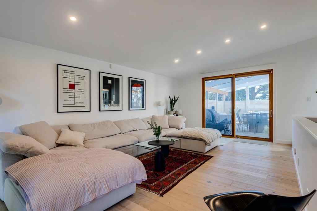 MLS® A2251170 - 1432 Chardie Place SW in Chinook Park Calgary, Residential
