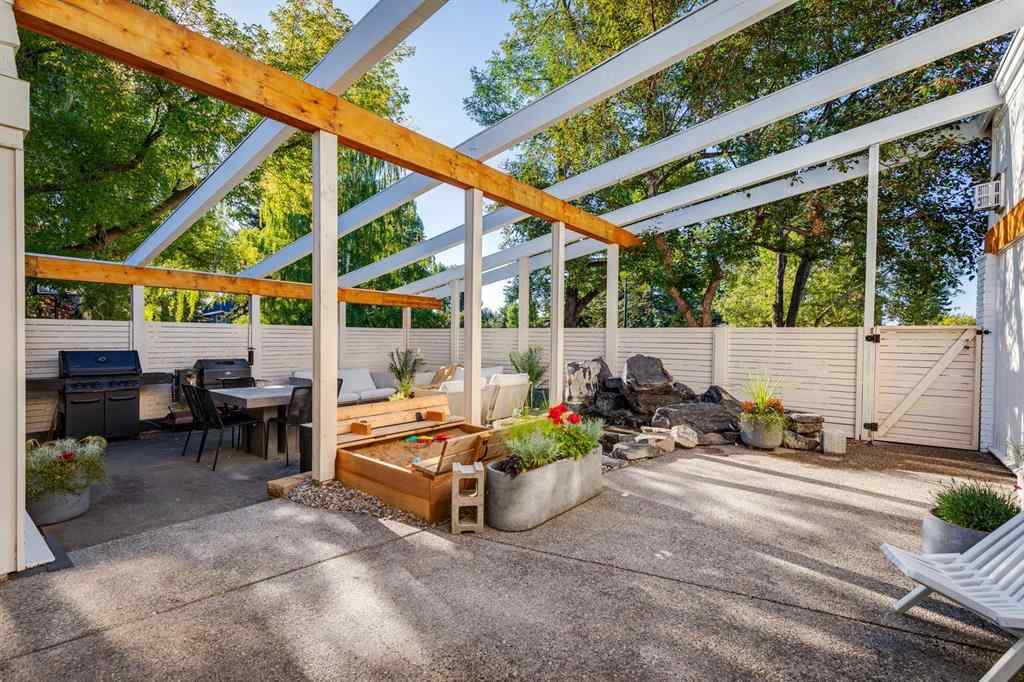 MLS® A2251170 - 1432 Chardie Place SW in Chinook Park Calgary, Residential