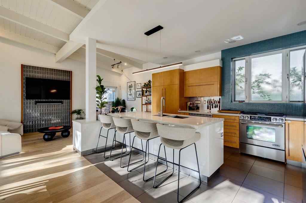 MLS® A2251170 - 1432 Chardie Place SW in Chinook Park Calgary, Residential