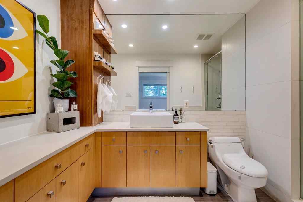 MLS® A2251170 - 1432 Chardie Place SW in Chinook Park Calgary, Residential
