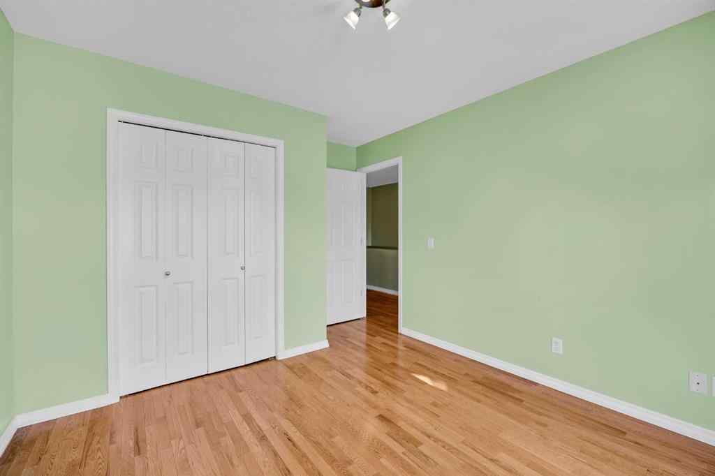 MLS® A2251171 - 362 Regal Park NE in Renfrew Calgary, Residential