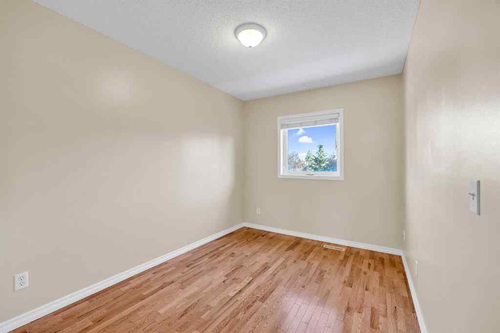 MLS® A2251171 - 362 Regal Park NE in Renfrew Calgary, Residential