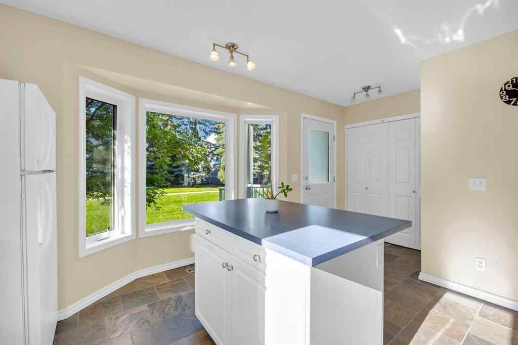 MLS® A2251171 - 362 Regal Park NE in Renfrew Calgary, Residential