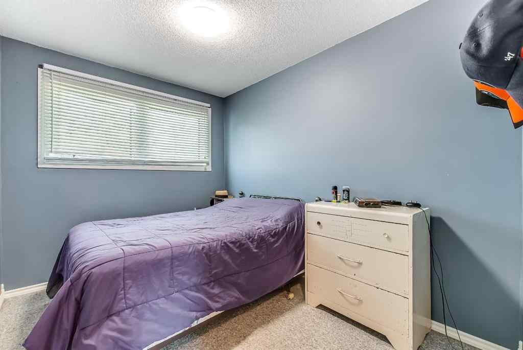 MLS® A2251175 - 527 5 Street SE in NONE Redcliff, Residential