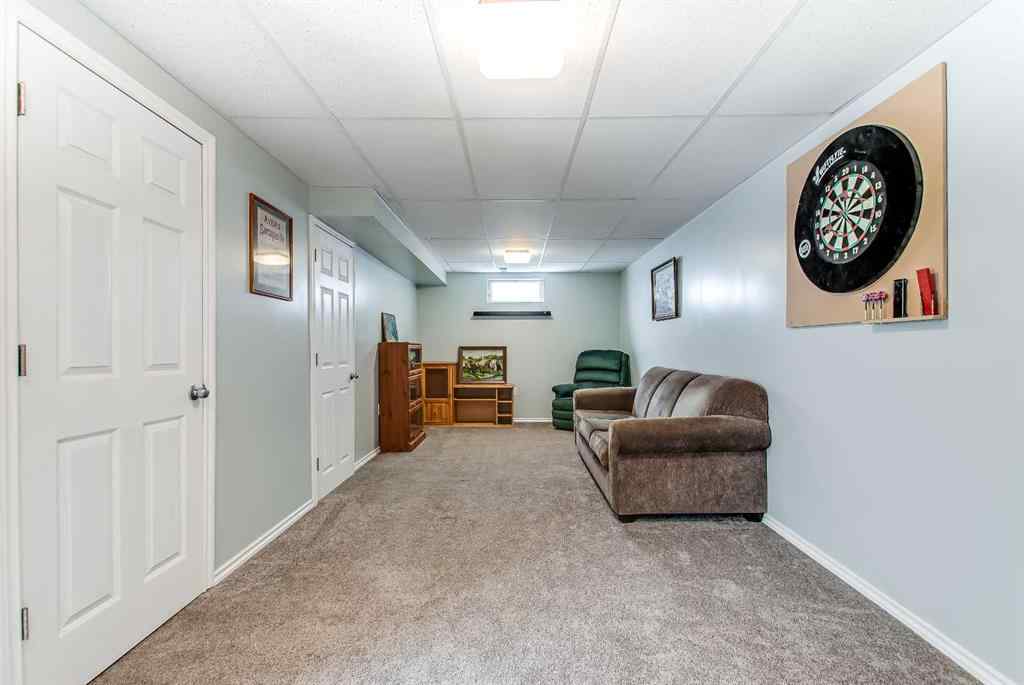 MLS® A2251175 - 527 5 Street SE in NONE Redcliff, Residential