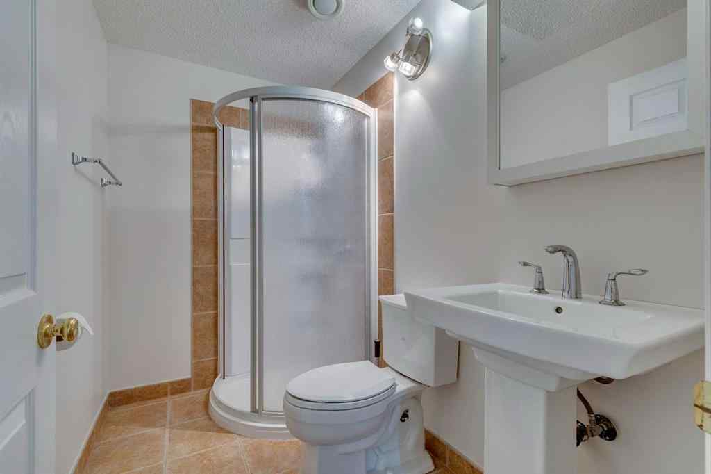 MLS® A2251177 - 54 Somerset Way SW in Somerset Calgary, Residential