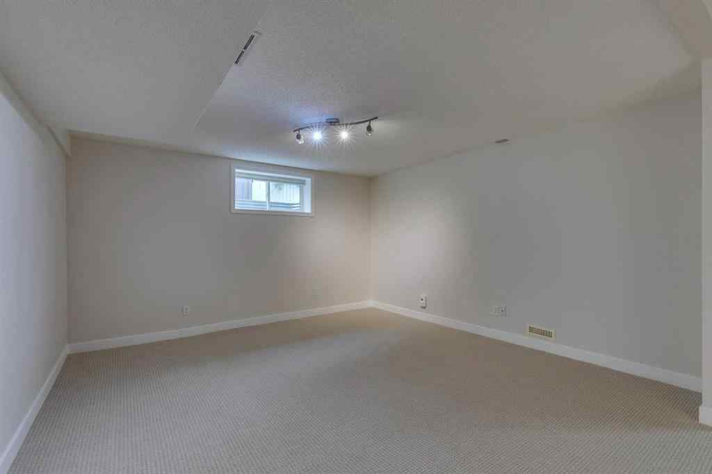 MLS® A2251177 - 54 Somerset Way SW in Somerset Calgary, Residential