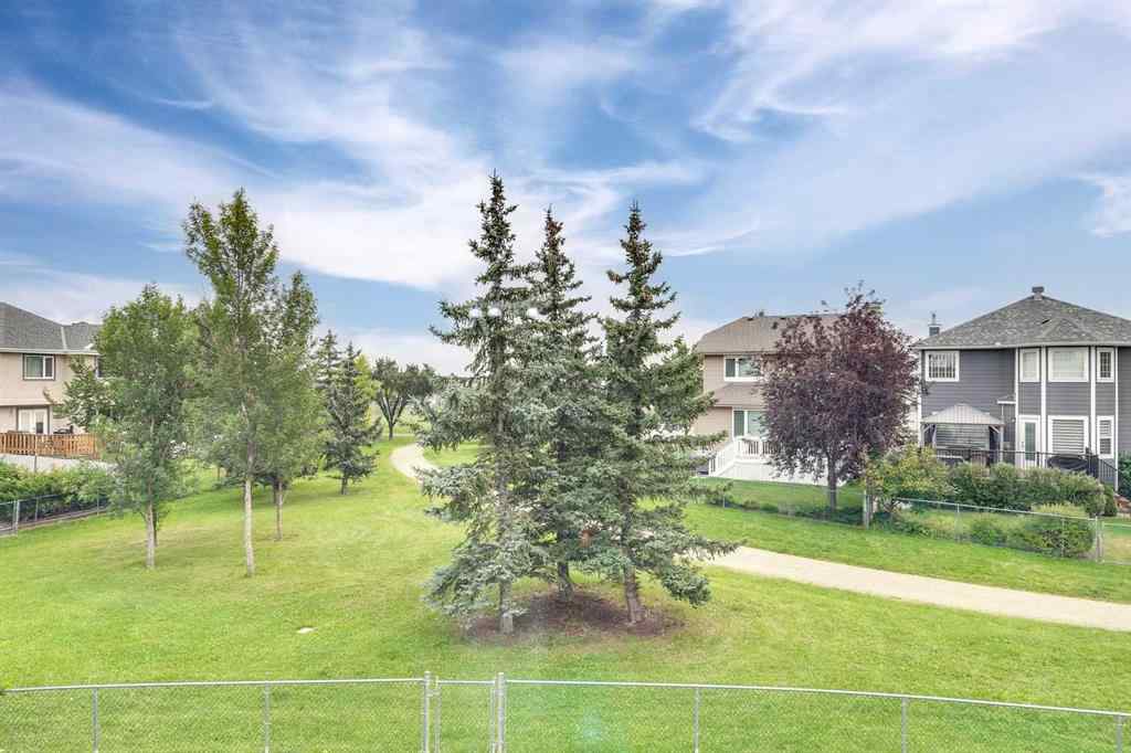 MLS® A2251177 - 54 Somerset Way SW in Somerset Calgary, Residential