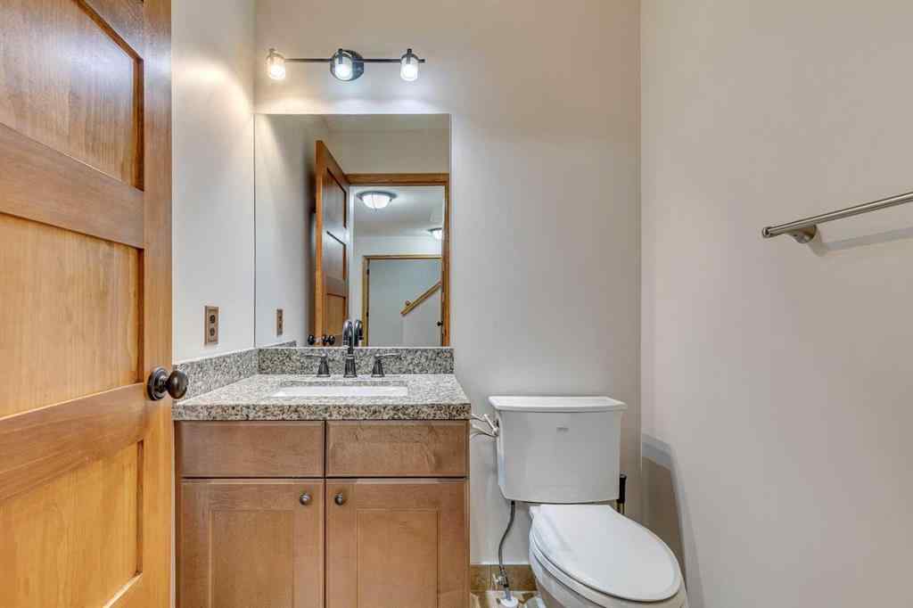 MLS® A2251177 - 54 Somerset Way SW in Somerset Calgary, Residential