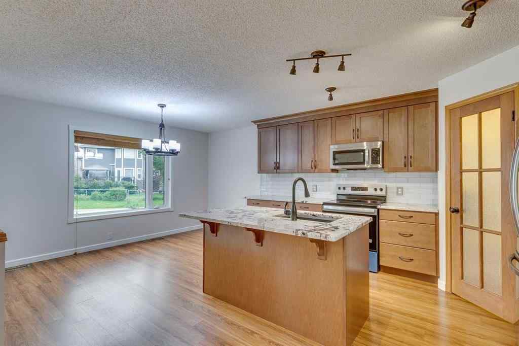 MLS® A2251177 - 54 Somerset Way SW in Somerset Calgary, Residential