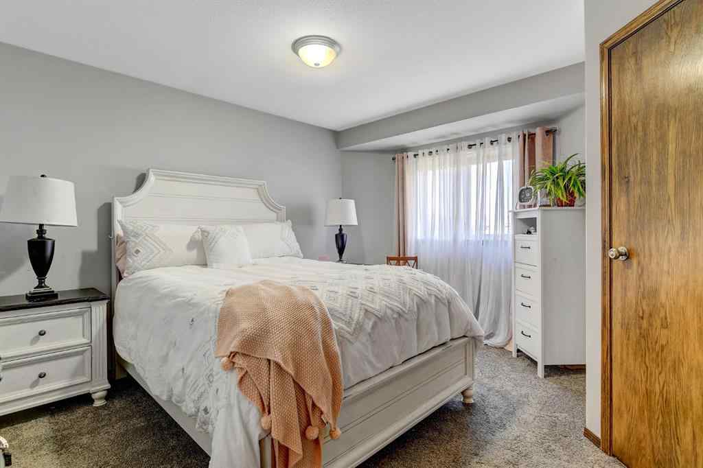 MLS® A2251179 - 10754 75 Avenue  in Mission Heights Grande Prairie, Residential