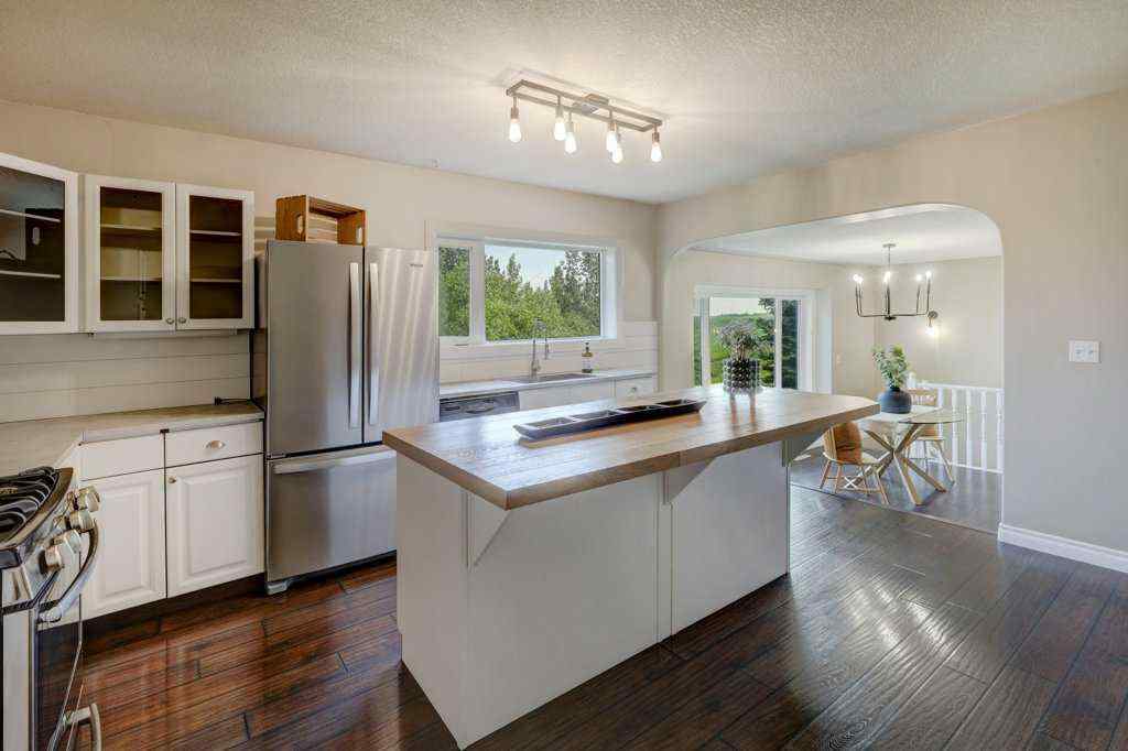 MLS® A2251187 - 23140 Township Road 272   in NONE Rural Rocky View County, Residential