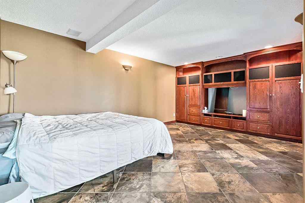 MLS® A2251193 - 418066 48 Street W in NONE Rural Foothills County, Agri-Business