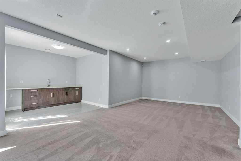 MLS® A2251198 - 197 Kinniburgh Circle  in Kinniburgh North Chestermere, Residential