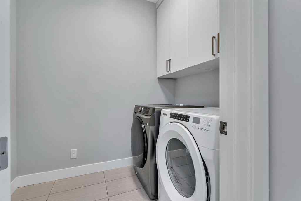 MLS® A2251198 - 197 Kinniburgh Circle  in Kinniburgh North Chestermere, Residential