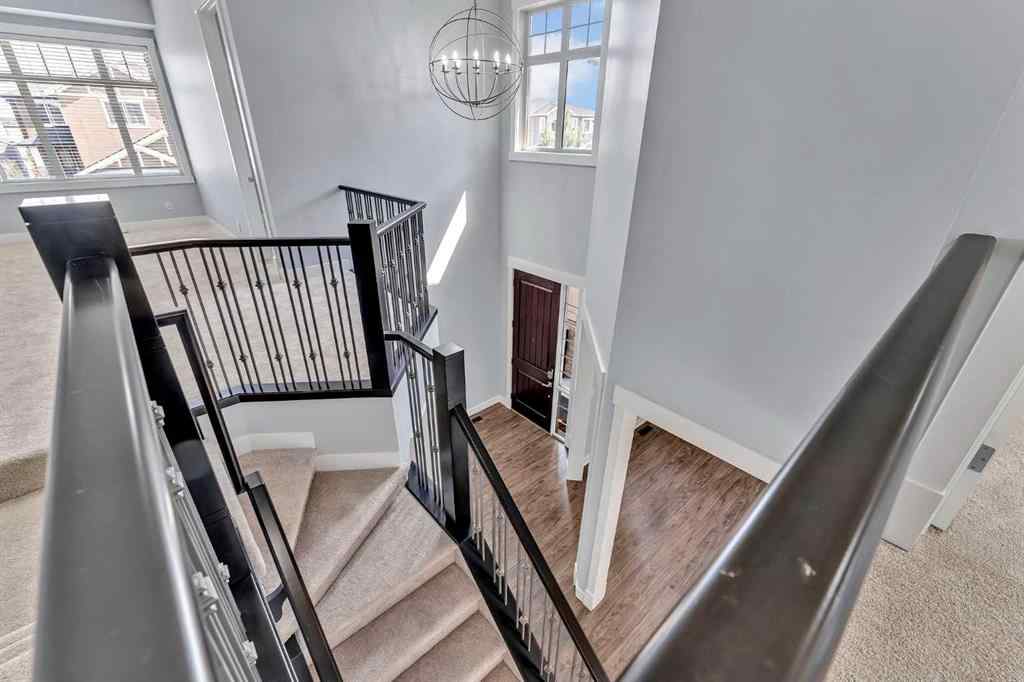 MLS® A2251198 - 197 Kinniburgh Circle  in Kinniburgh North Chestermere, Residential
