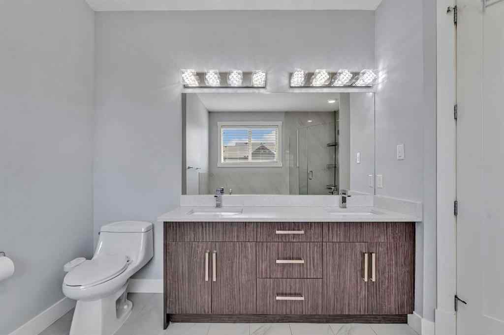 MLS® A2251198 - 197 Kinniburgh Circle  in Kinniburgh North Chestermere, Residential