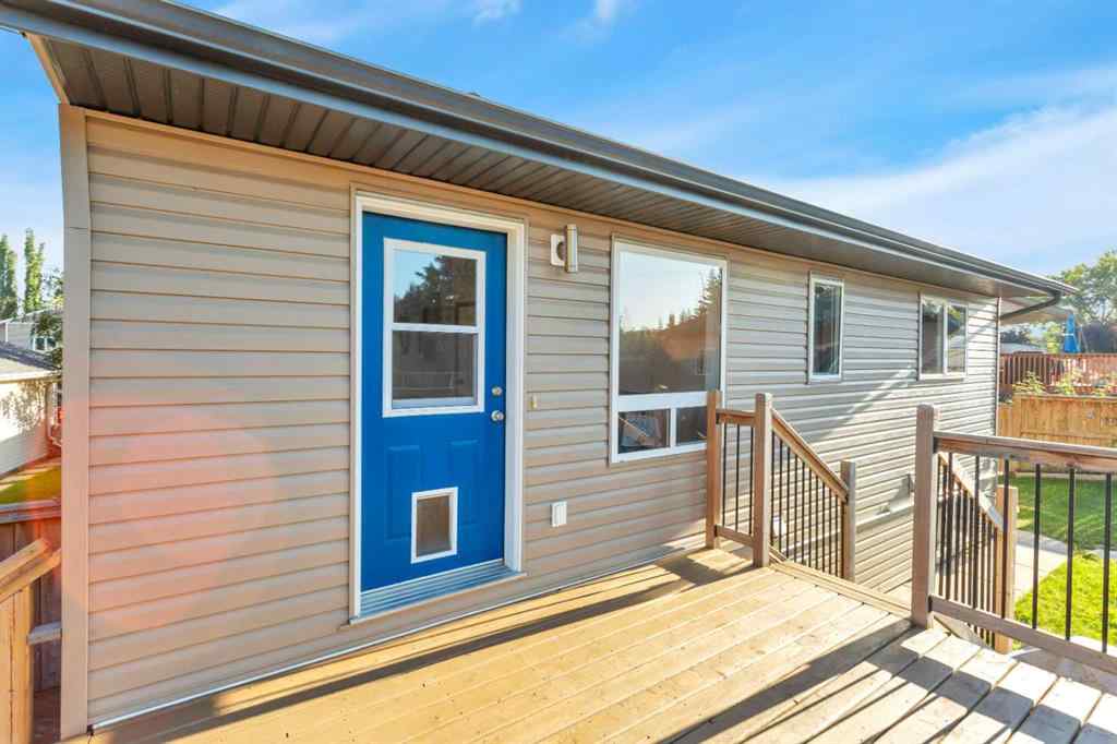 MLS® A2251200 - 46 Lexington Close  in Lincoln Park Lacombe, Residential