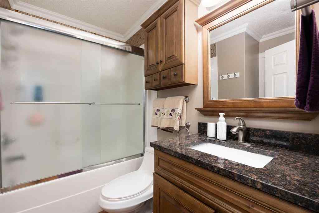 MLS® A2251211 - 122 Rattlepan Creek Crescent  in Timberlea Fort McMurray, Residential