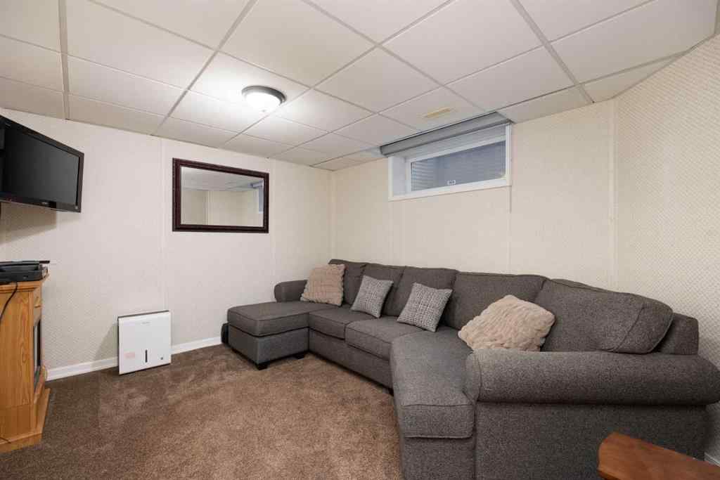 MLS® A2251211 - 122 Rattlepan Creek Crescent  in Timberlea Fort McMurray, Residential