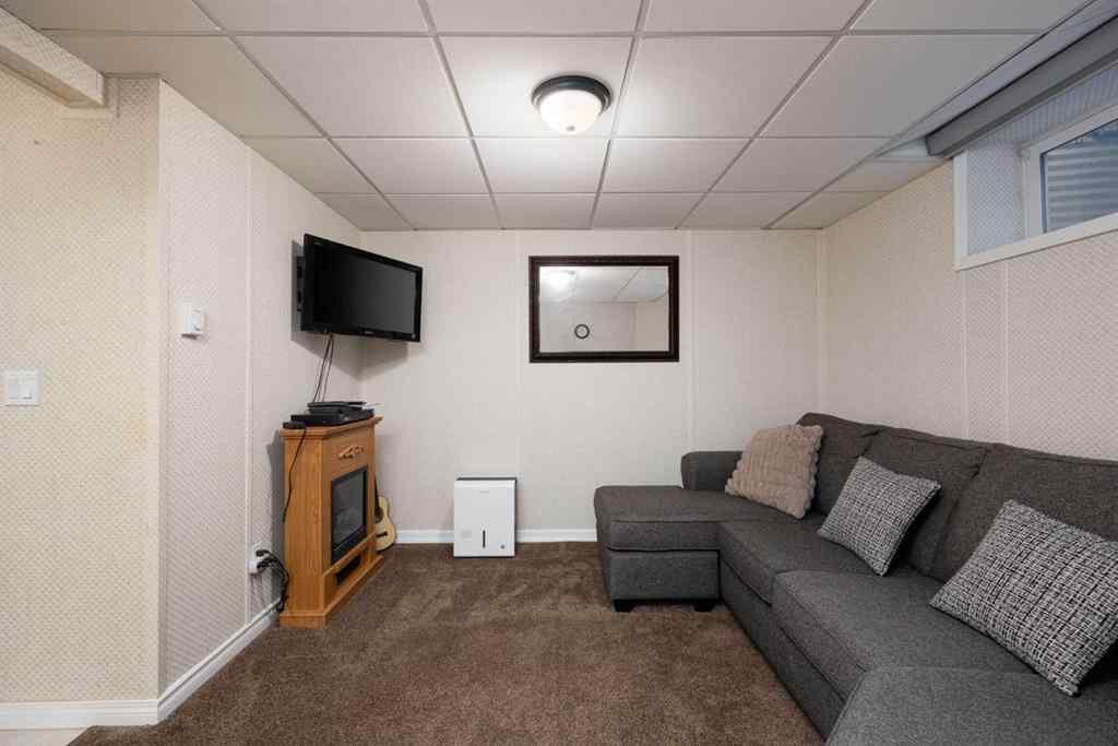 MLS® A2251211 - 122 Rattlepan Creek Crescent  in Timberlea Fort McMurray, Residential