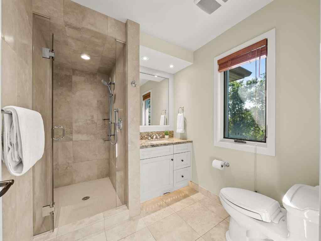 MLS® A2251218 - 2716 Carleton Street SW in Upper Mount Royal Calgary, Residential