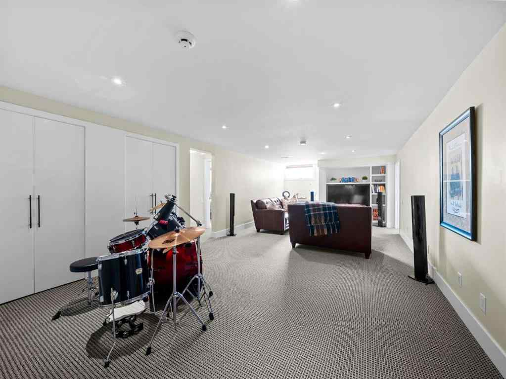 MLS® A2251218 - 2716 Carleton Street SW in Upper Mount Royal Calgary, Residential