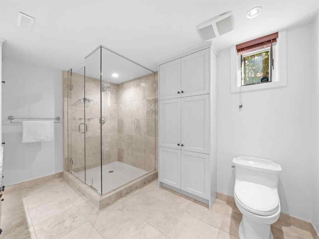 MLS® A2251218 - 2716 Carleton Street SW in Upper Mount Royal Calgary, Residential