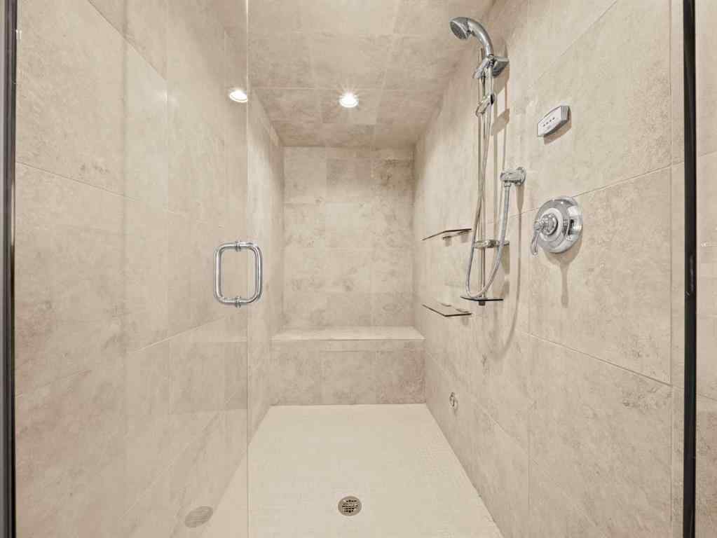 MLS® A2251218 - 2716 Carleton Street SW in Upper Mount Royal Calgary, Residential